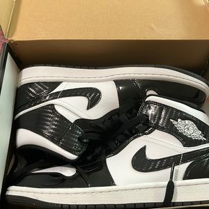 Air Jordan 1 Mid SE All Stars